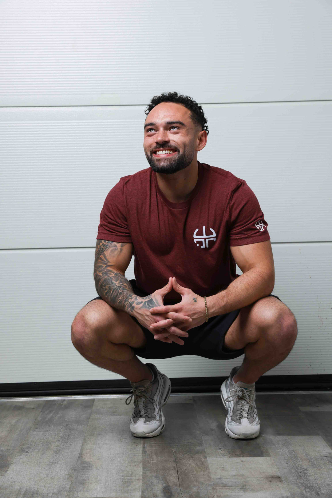 WARCRY SYMBOL T-Shirt – Burgundy